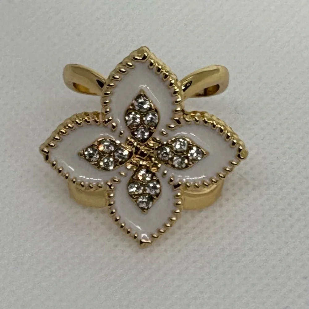 Chic Gold & White Enamel Clover Flower Scarf Ring Clip Rhinestone - Picture 4 of 13